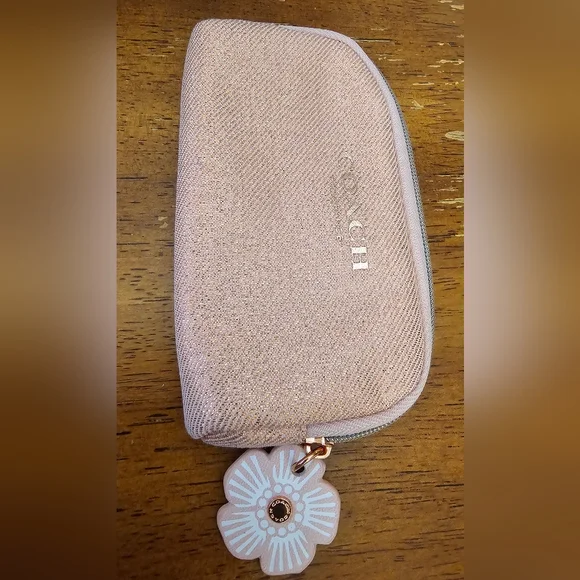 Coach Pink Shimmer zipper coin Pouch with Flower charm pull Rosegold NWOT - Picture 2 of 16